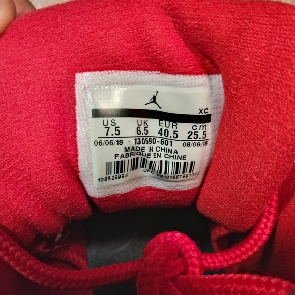 Jordan Retro 12 Gym Red Size 7.5 Men's - Picture 7 of 7